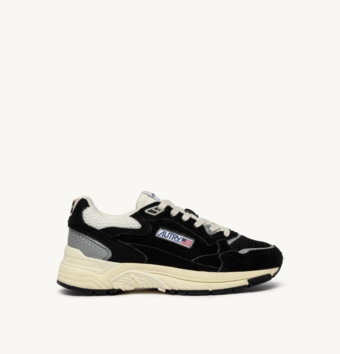BASKETS HYPERWAY EN MESH ET DAIM NOIR ET ARGENT — Autry